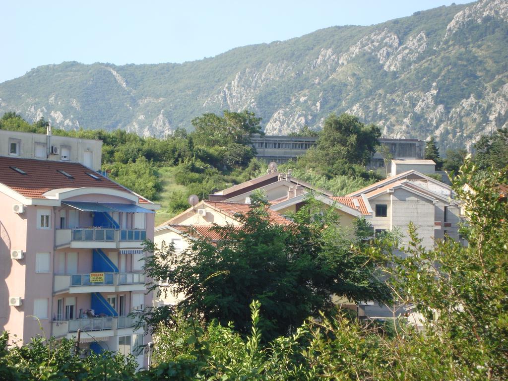 Apartment Adela Котор Екстериор снимка