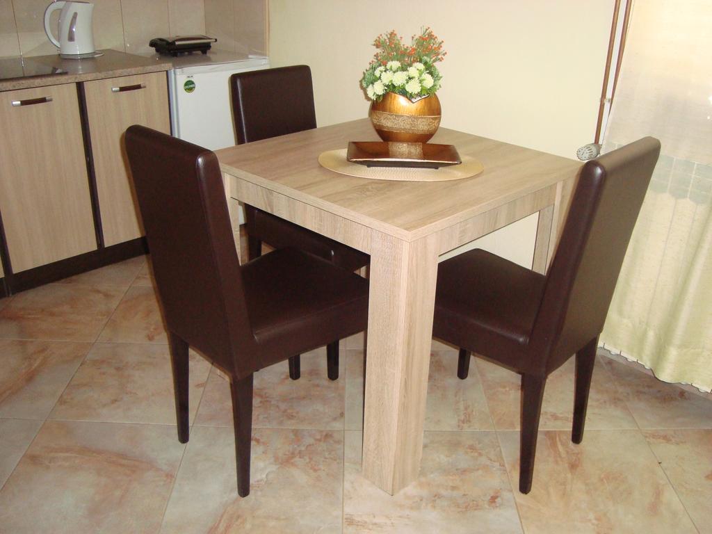 Apartment Adela Котор Екстериор снимка